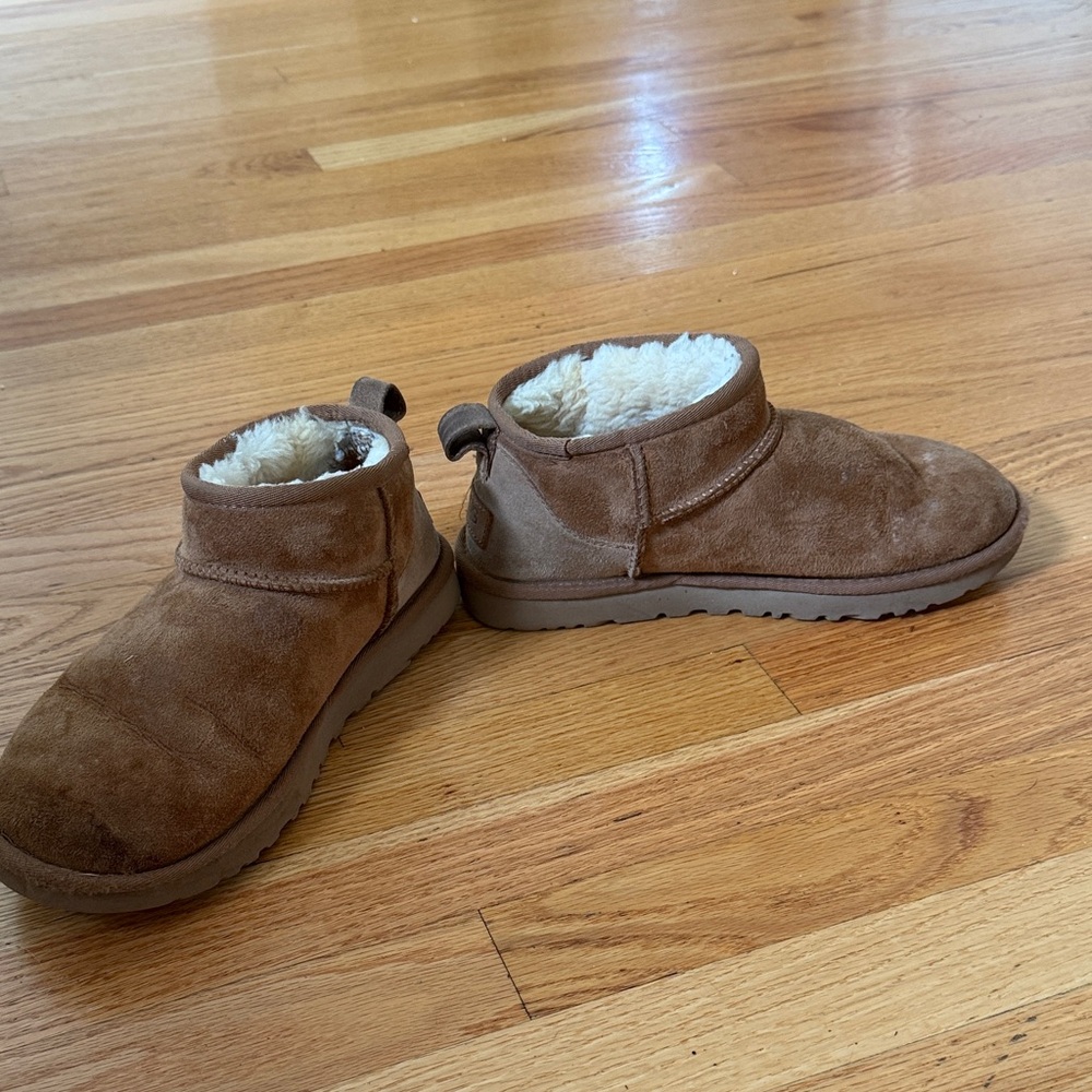 UGG Brown Women's Slippers